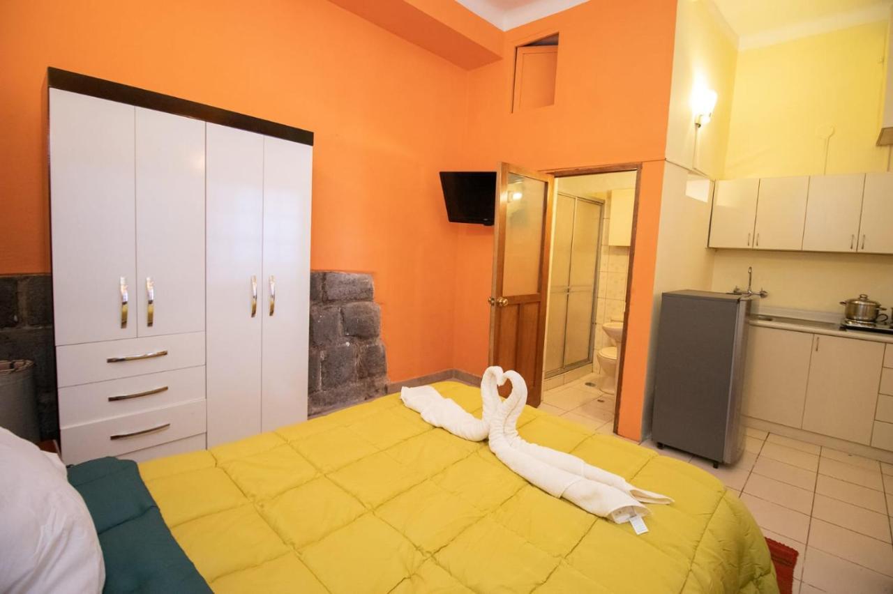 Apartment In The Plaza De Armas Cusco Bagian luar foto